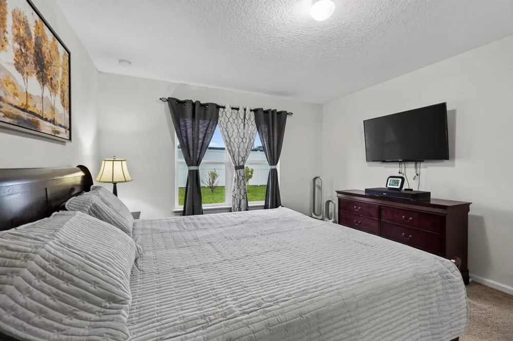 2205 SANDY BAY LANE Jacksonville, FL 32233