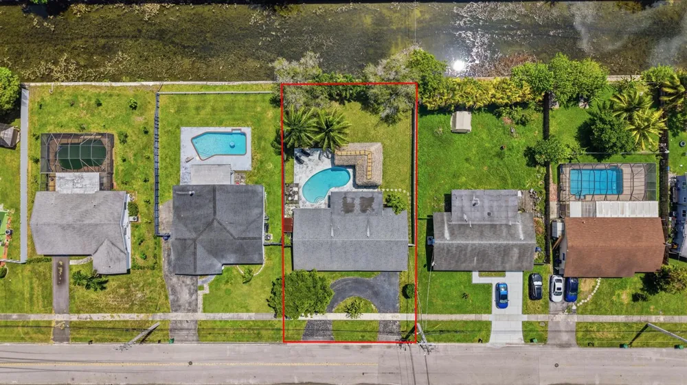 1000 W River Drive Margate, FL 33063