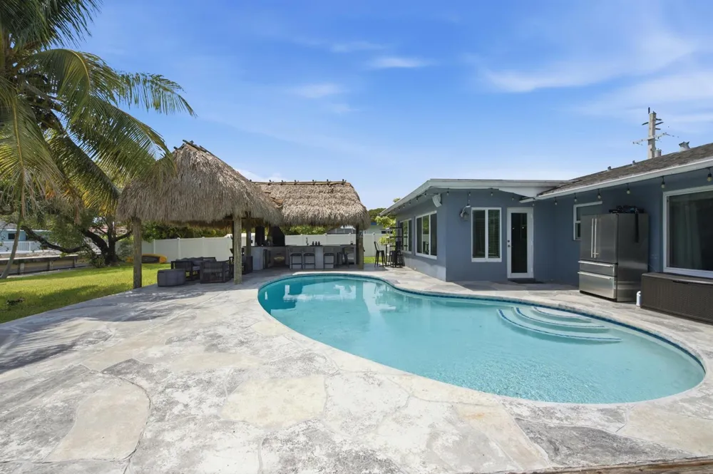 1000 W River Drive Margate, FL 33063