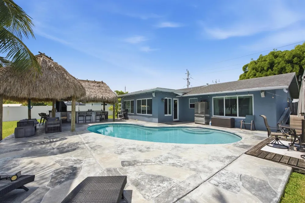 1000 W River Drive Margate, FL 33063