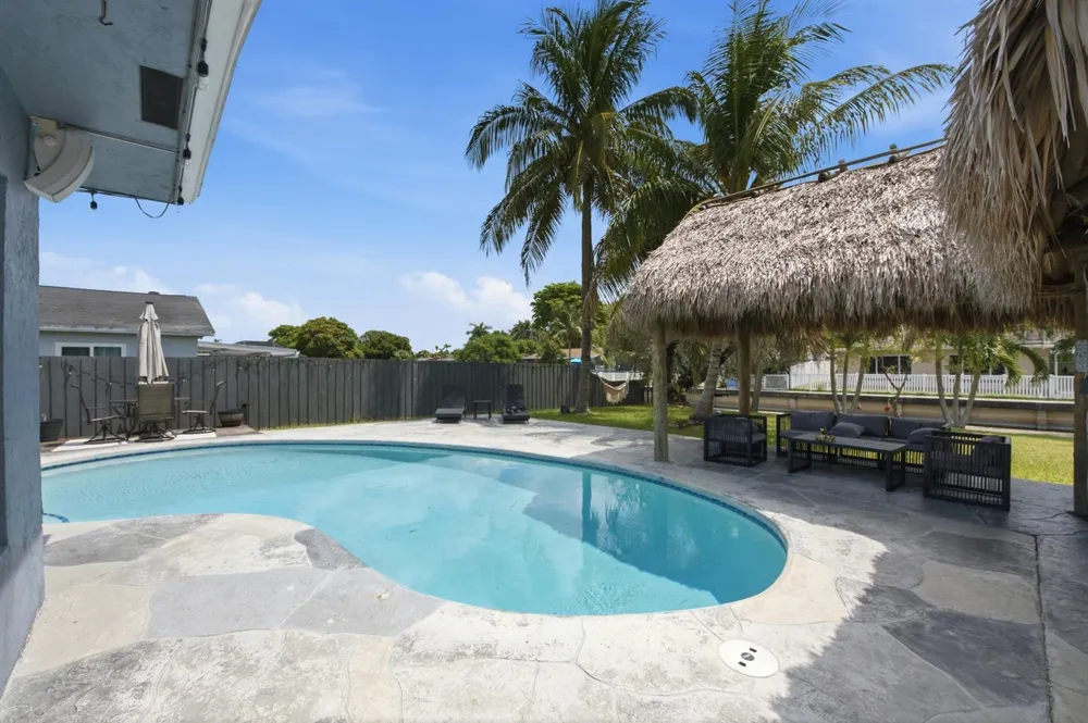 1000 W River Drive Margate, FL 33063