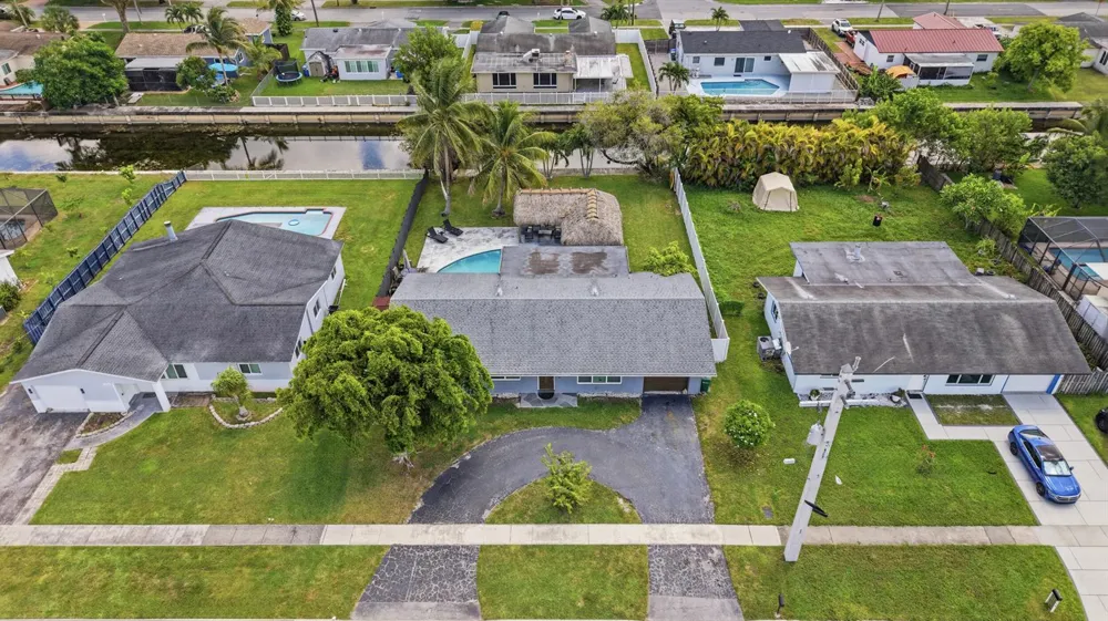 1000 W River Drive Margate, FL 33063