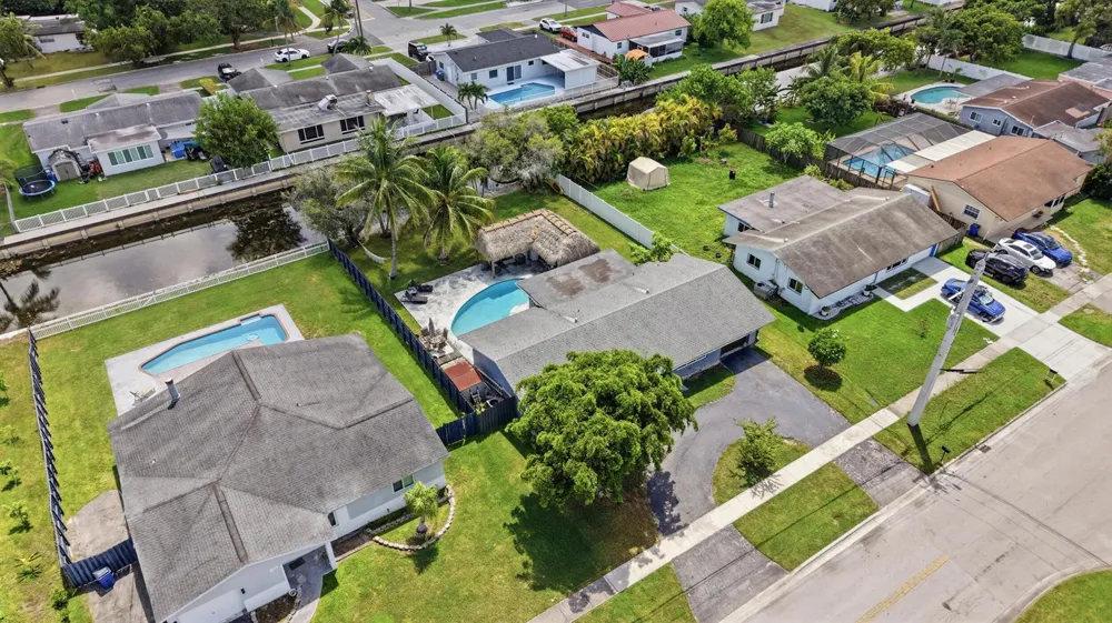 1000 W River Drive Margate, FL 33063