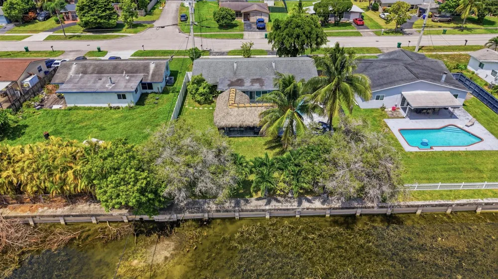 1000 W River Drive Margate, FL 33063