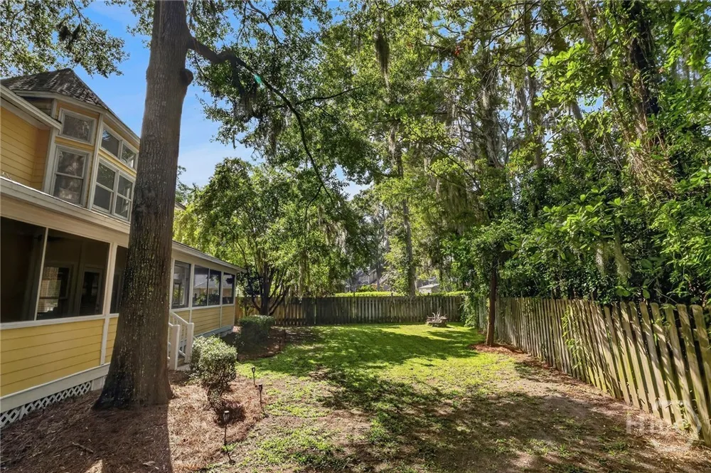 9 Devon Road Savannah, GA 31419