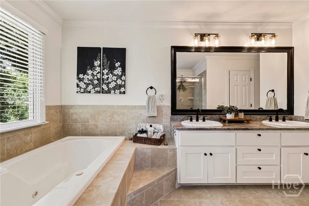 9 Devon Road Savannah, GA 31419