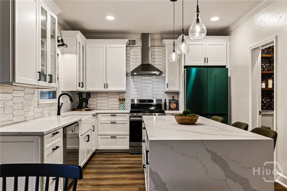 9 Devon Road Savannah, GA 31419