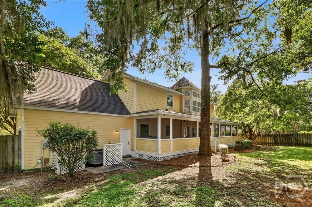 9 Devon Road Savannah, GA 31419