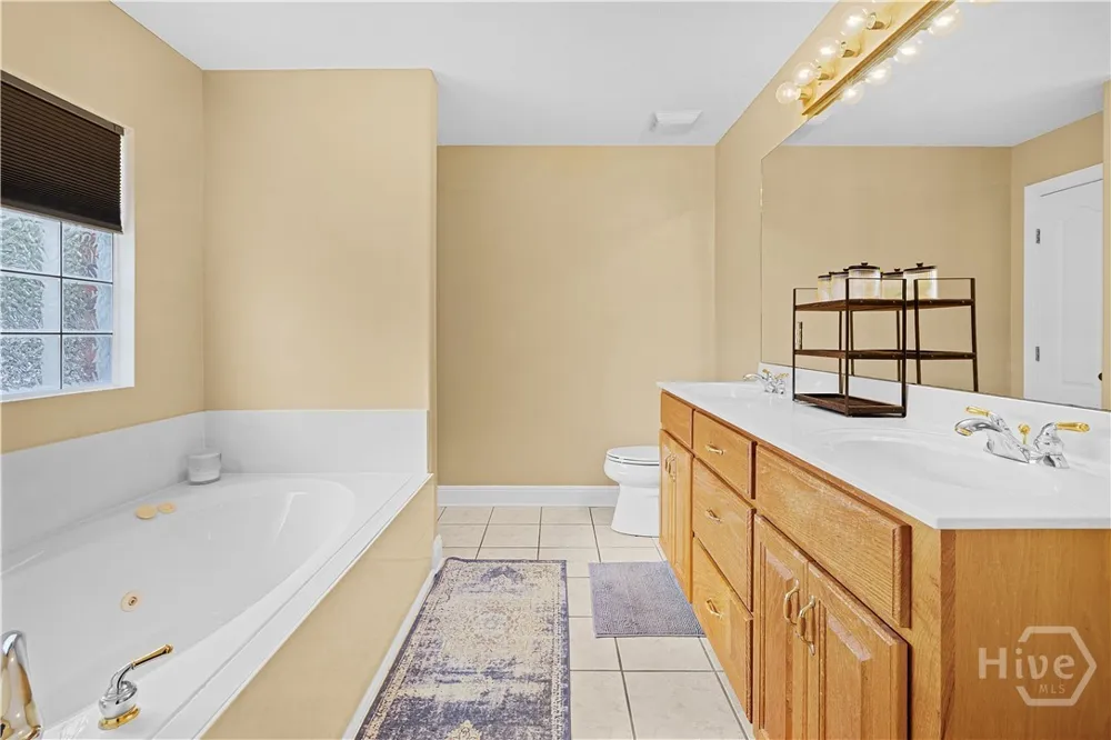 5298 E Glynn Avenue Brunswick, GA 31523