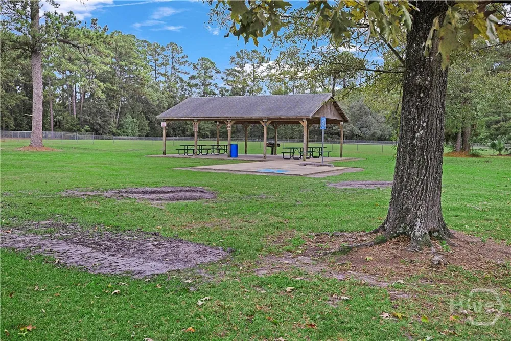 5298 E Glynn Avenue Brunswick, GA 31523