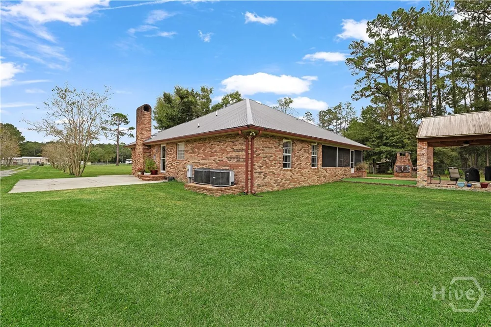 5298 E Glynn Avenue Brunswick, GA 31523