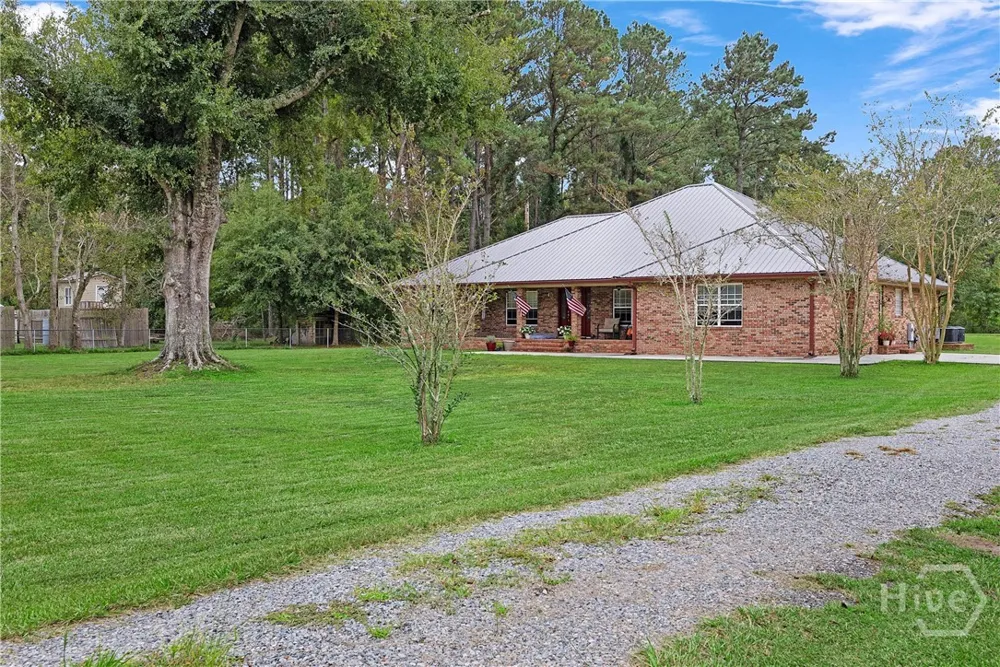 5298 E Glynn Avenue Brunswick, GA 31523