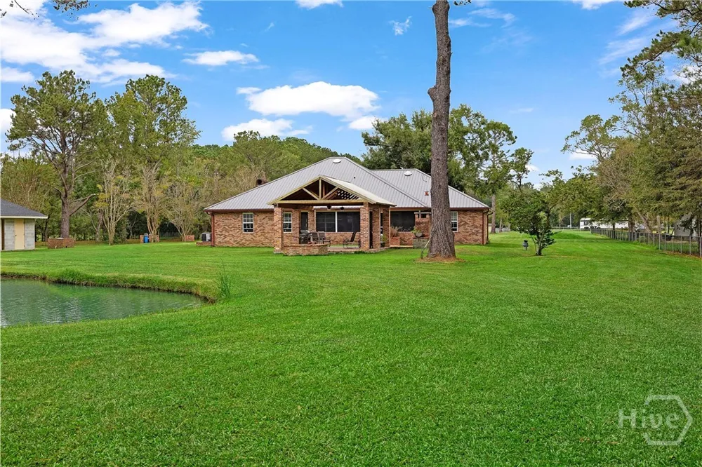 5298 E Glynn Avenue Brunswick, GA 31523