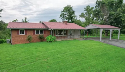 1106 Bob Mabe Road