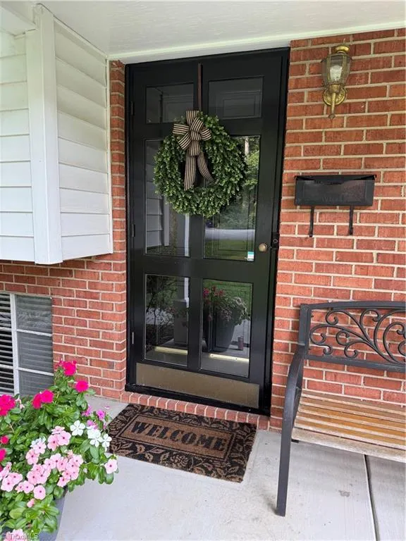 1131 Cypress Circle Winston-Salem, NC 27106