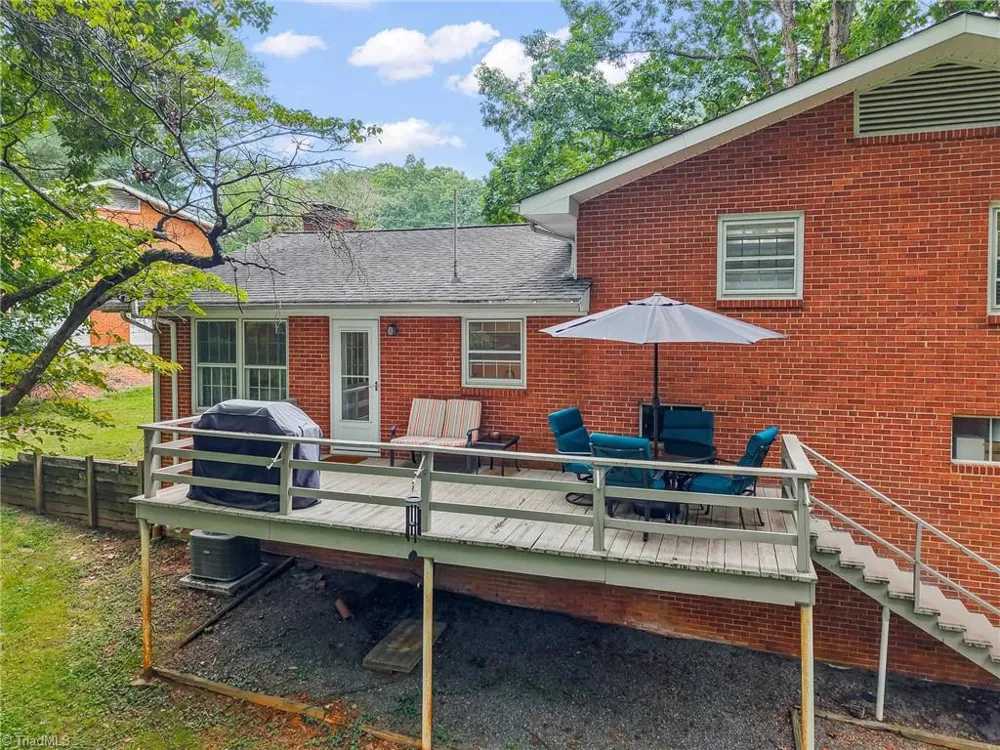 1131 Cypress Circle Winston-Salem, NC 27106