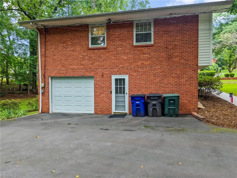 1131 Cypress Circle Winston-Salem, NC 27106