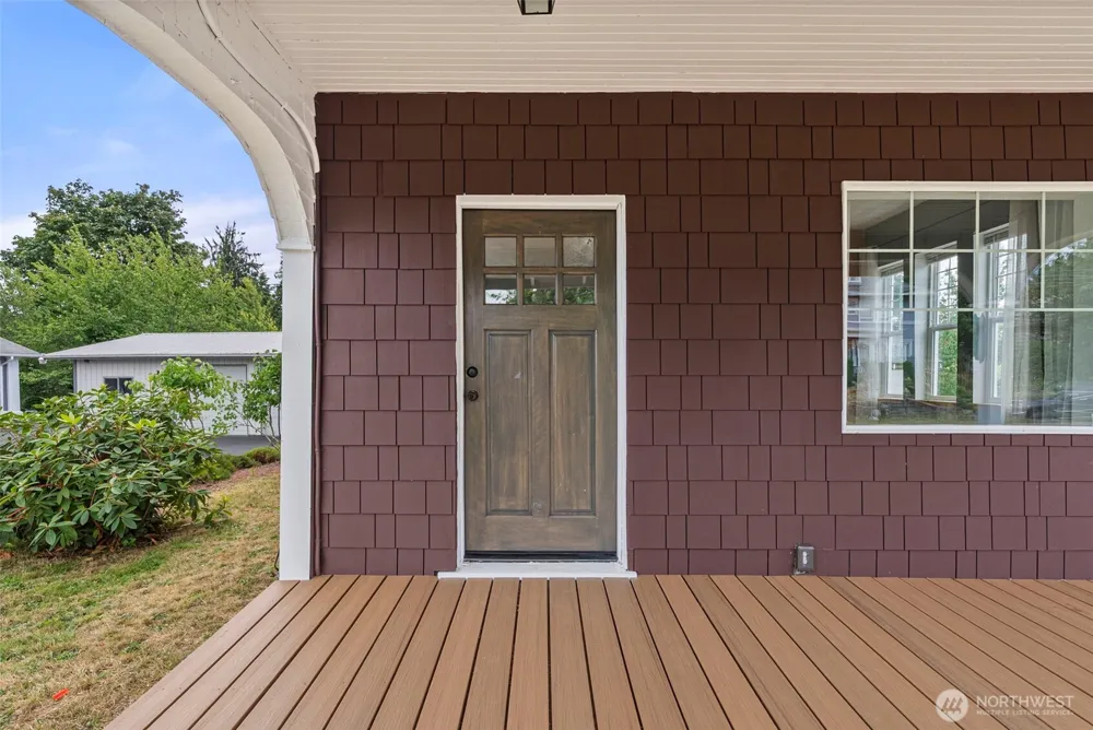 306 B STREET South Bend, WA 98586