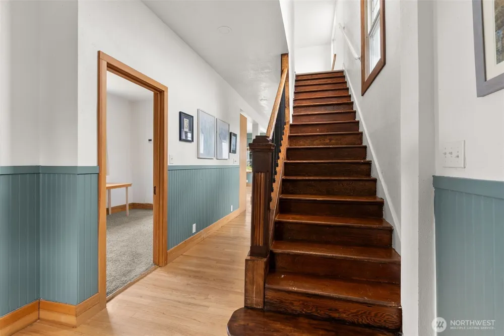 306 B STREET South Bend, WA 98586