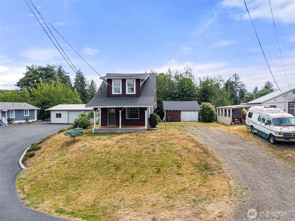 306 B STREET South Bend, WA 98586