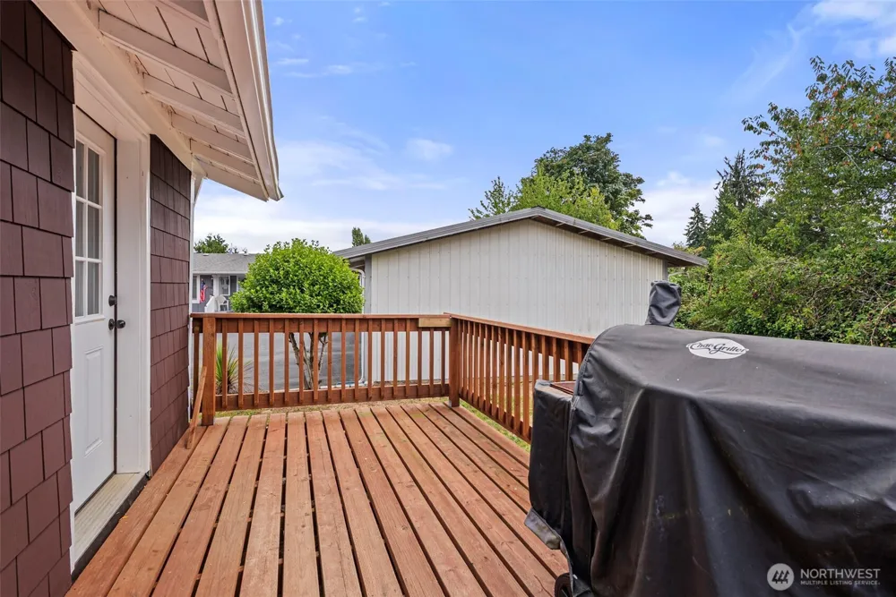 306 B STREET South Bend, WA 98586