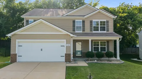 1240 Oxford Village Cv