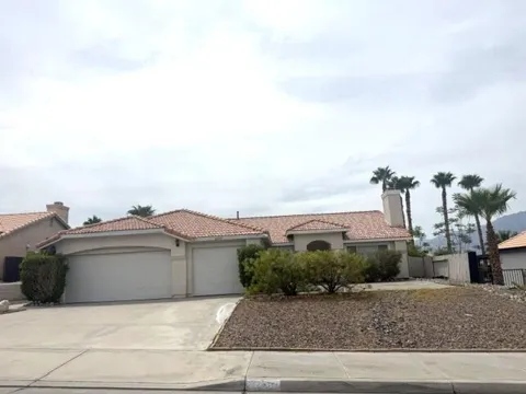 65907 Avenida Dorado