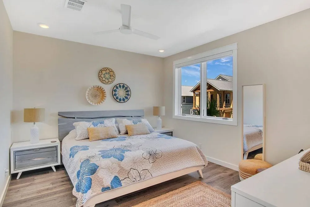 630 Center Square West #202 Port Aransas, TX 78373