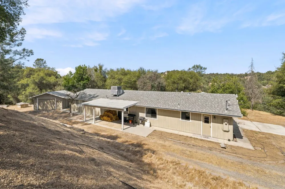 30691 Morgan Canyon Road Prather, CA 93651