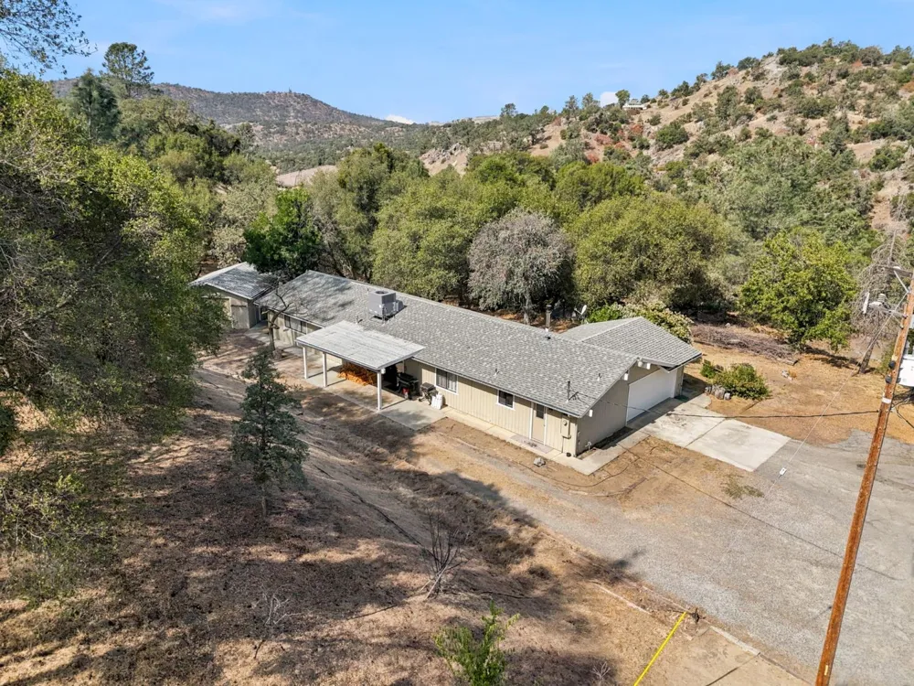 30691 Morgan Canyon Road Prather, CA 93651