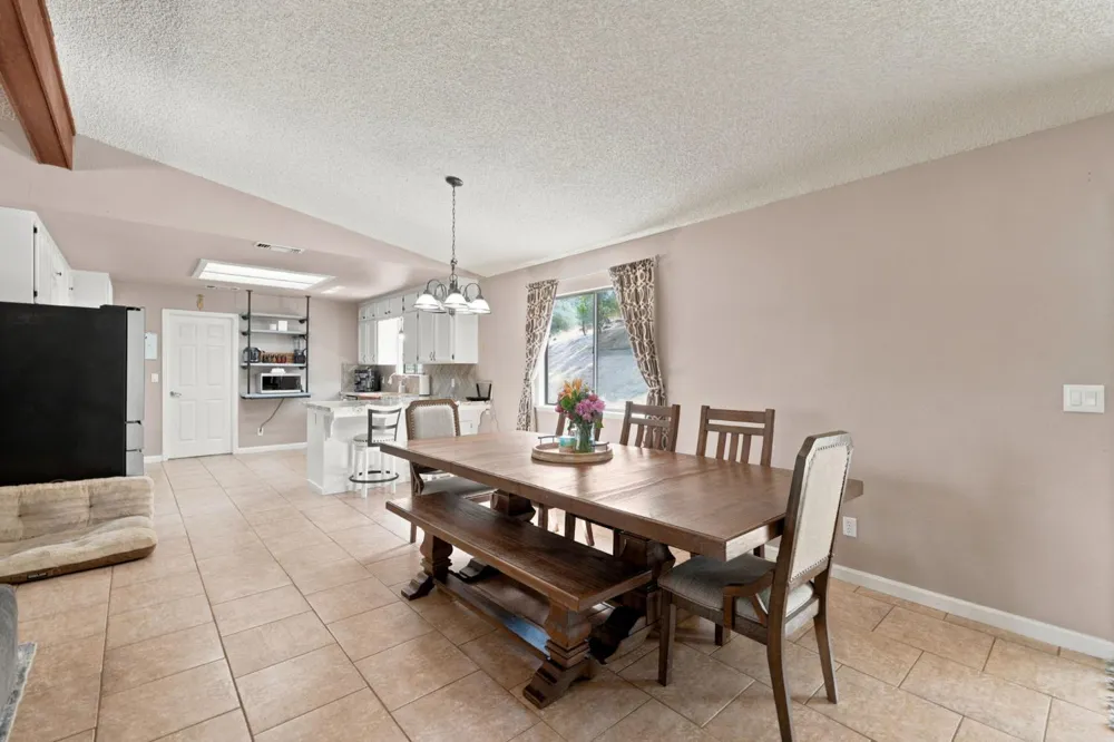 30691 Morgan Canyon Road Prather, CA 93651