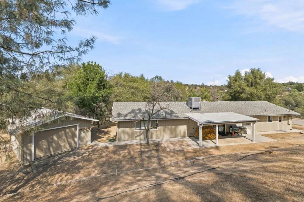 30691 Morgan Canyon Road Prather, CA 93651