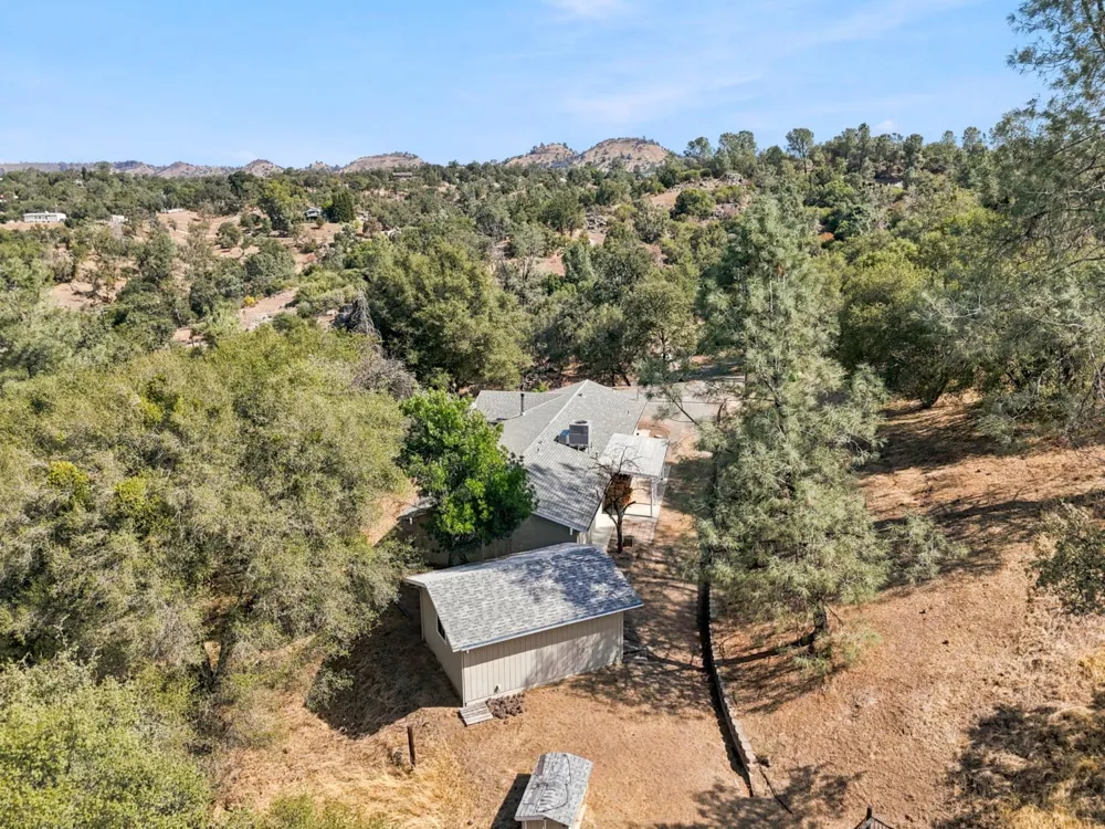 30691 Morgan Canyon Road Prather, CA 93651