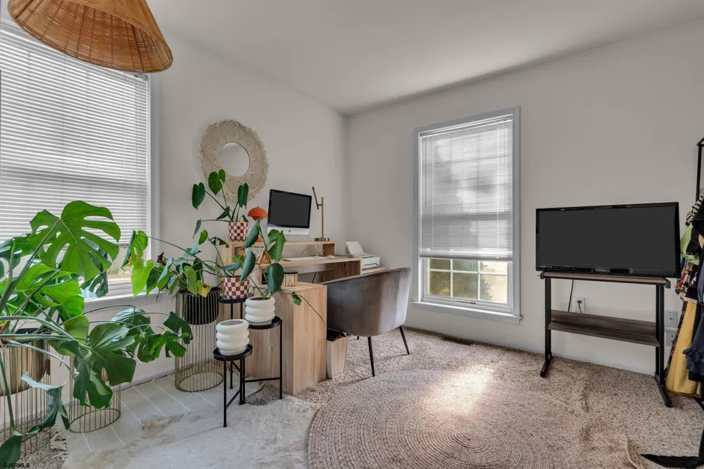 4744 Andorea Dr Mays Landing, NJ 08330