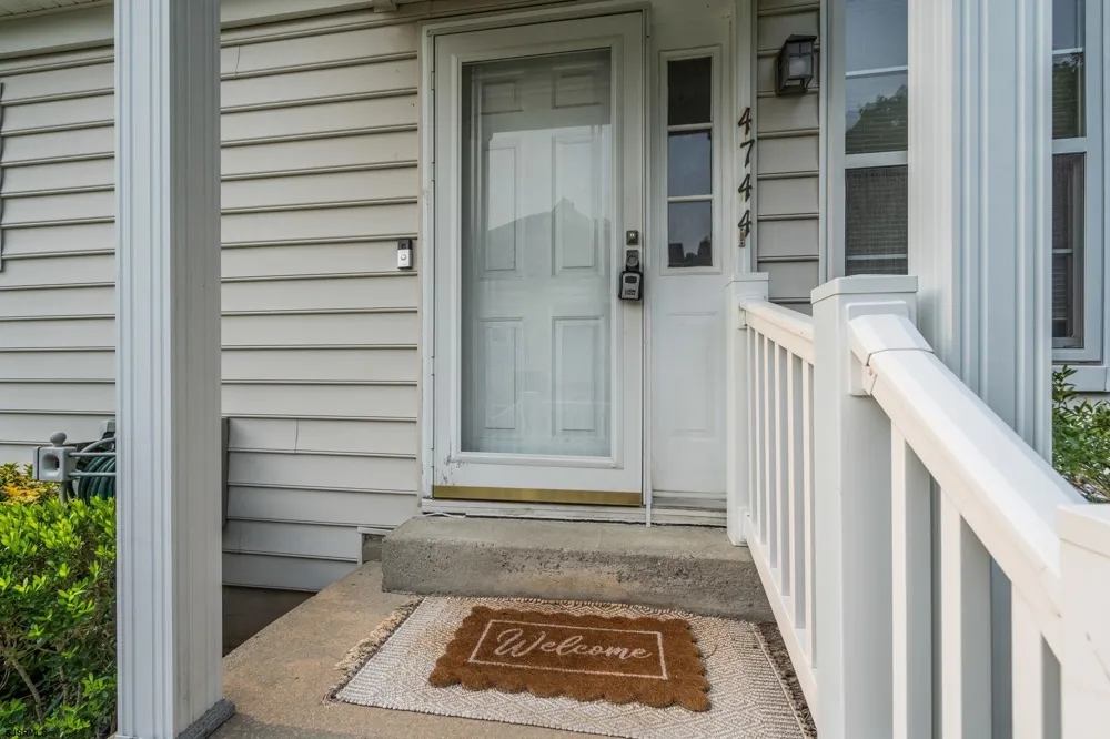 4744 Andorea Dr Mays Landing, NJ 08330