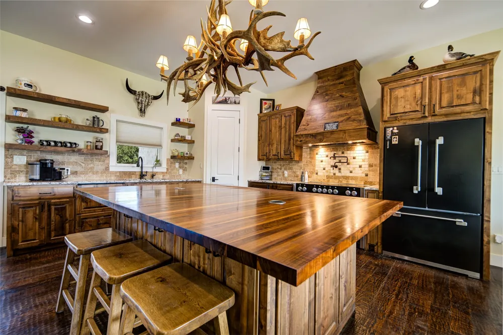 344 County Road 1660 Chico, TX 76431
