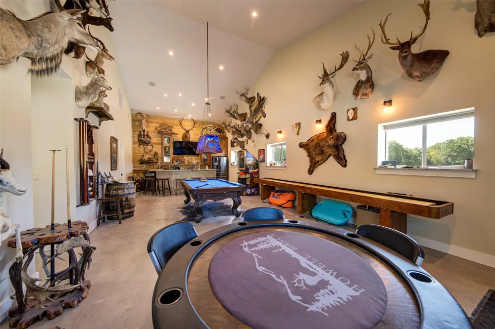344 County Road 1660 Chico, TX 76431