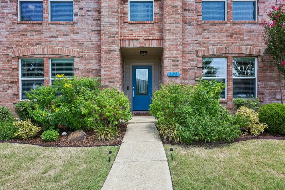 302 Wright Avenue Rockwall, TX 75032