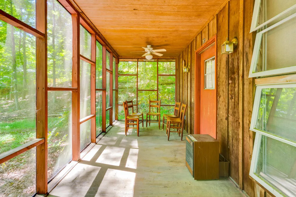 16129 Lakewood Drive Sale Creek, TN 37373