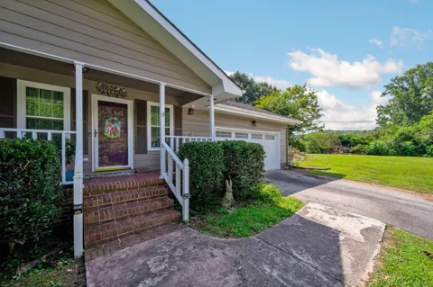 412 Sandalwood Drive