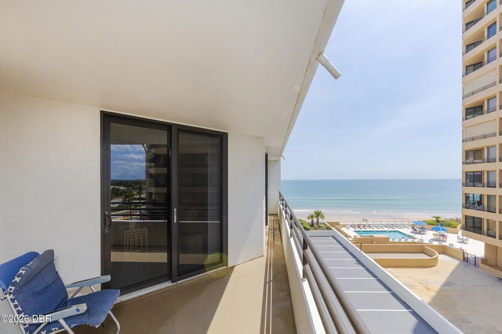 3013 S Atlantic Avenue #402 Daytona Beach Shores, FL 32118
