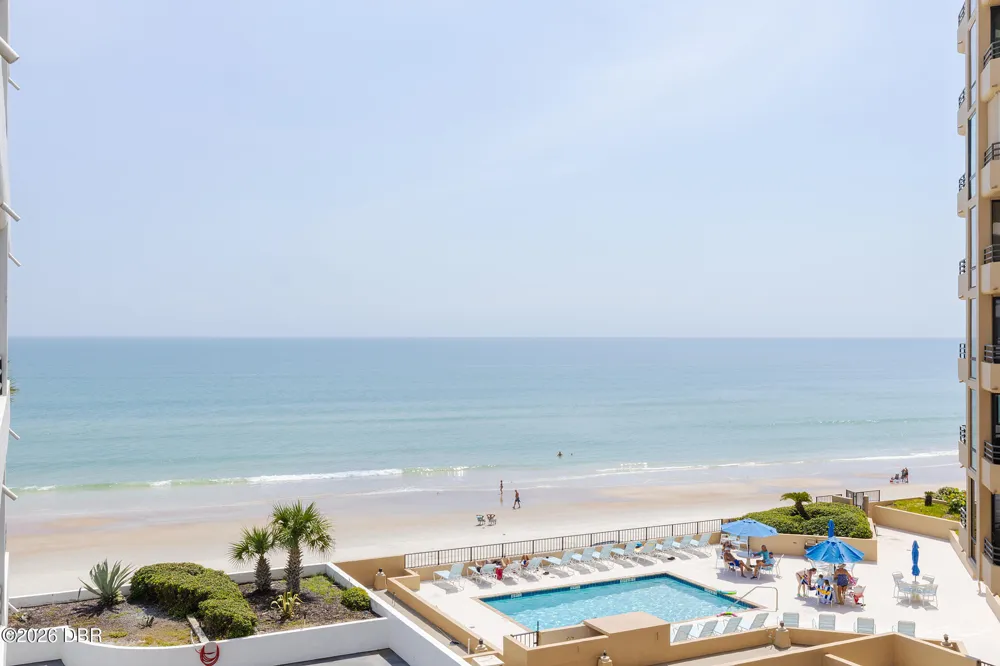 3013 S Atlantic Avenue #402 Daytona Beach Shores, FL 32118