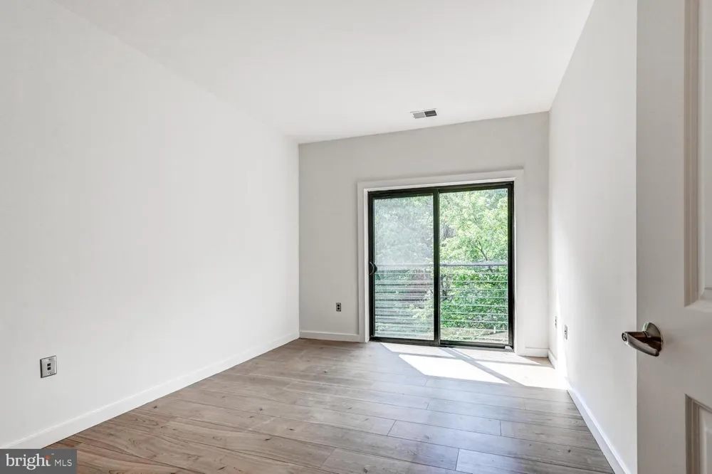 2007 CLIPPER PARK ROAD #418 Baltimore, MD 21211