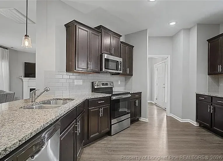 143 Ledgerbrook Lane Raeford, NC 28376