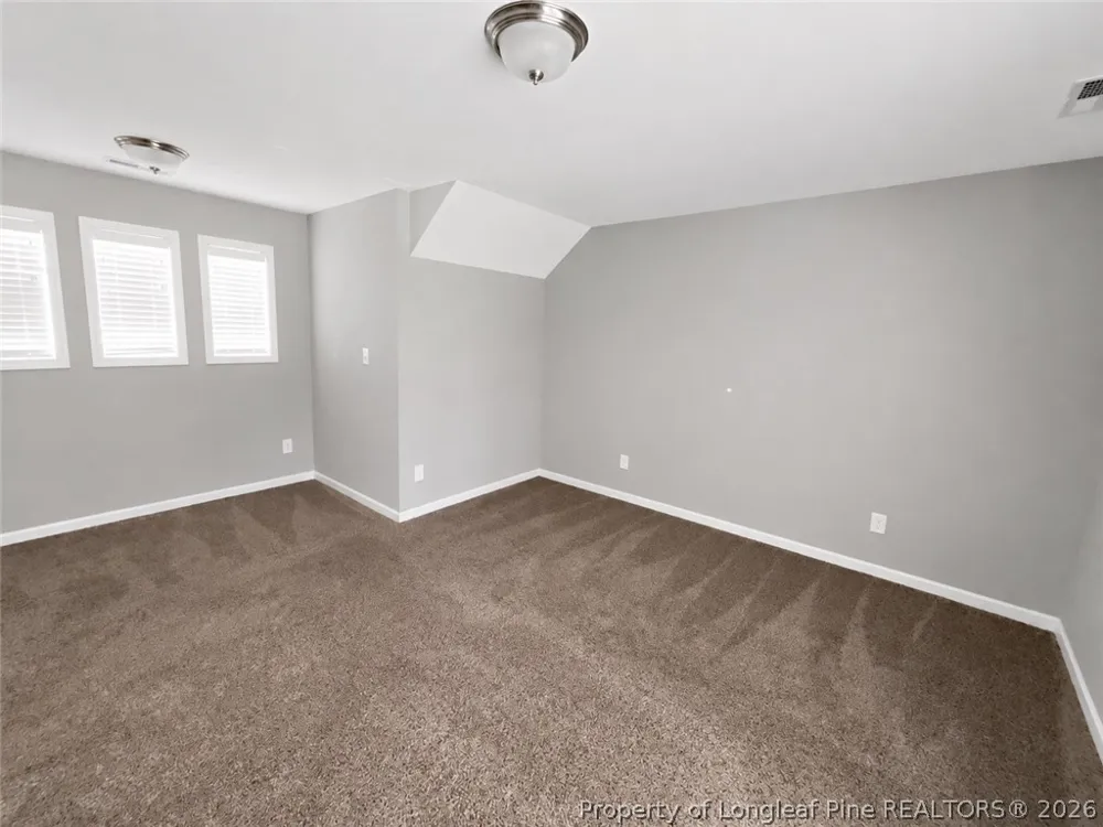 143 Ledgerbrook Lane Raeford, NC 28376