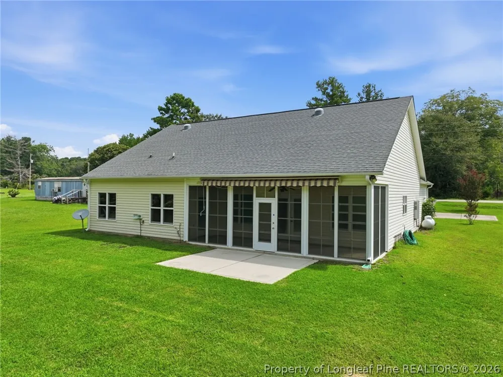 1381 Townsend Road Raeford, NC 28376