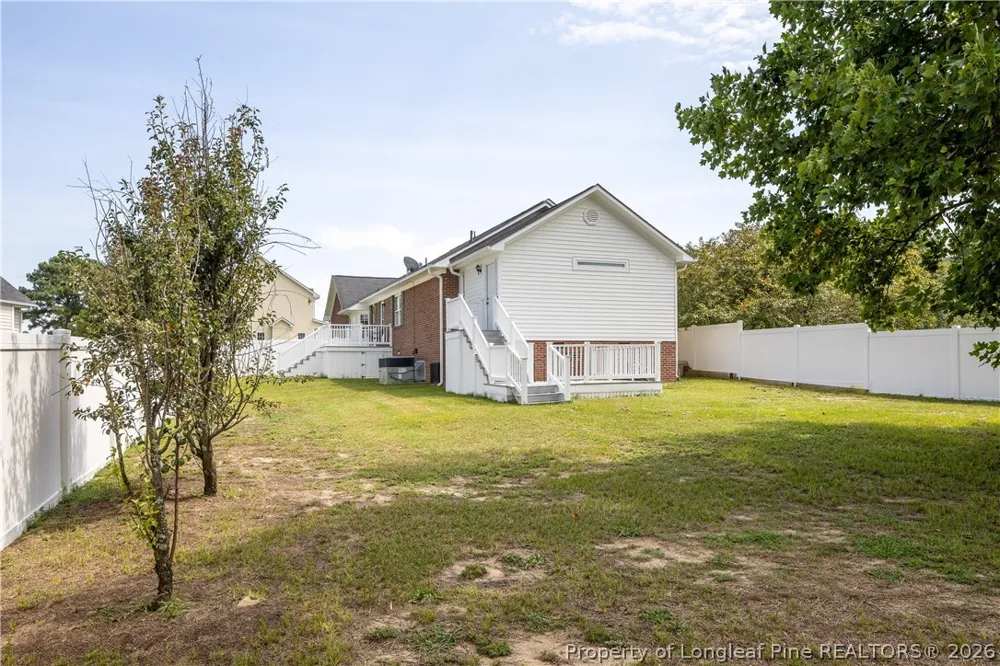 424 Cedar Lake Lane Clinton, NC 28328
