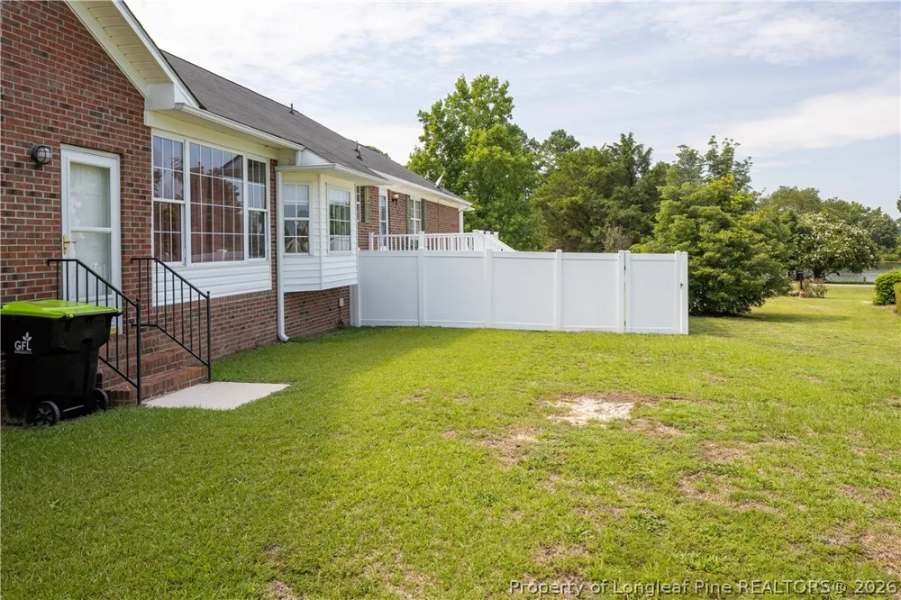 424 Cedar Lake Lane Clinton, NC 28328