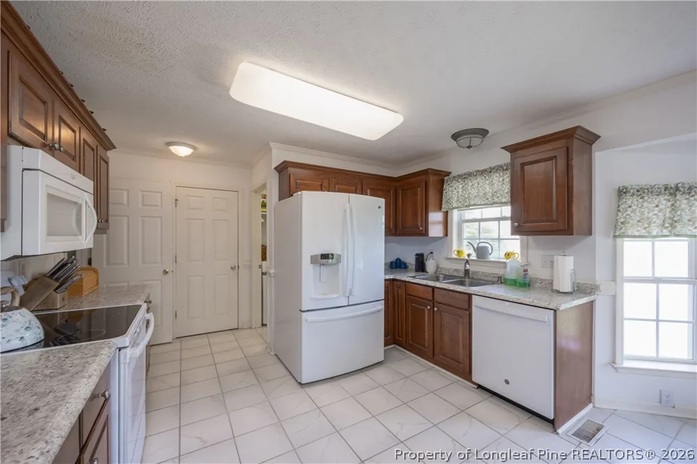 424 Cedar Lake Lane Clinton, NC 28328