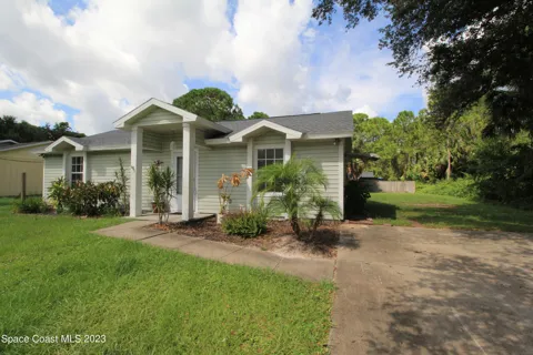 220 Tipton Road SW